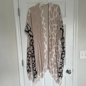 Anna & Ava Animal Print Kimono